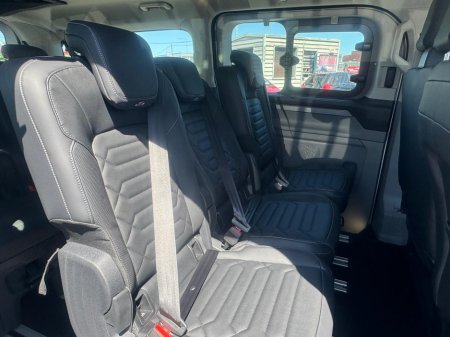 2026 Ford Tourneo Custom PHEV 2.5 Titanium Wheelchair Accessible Taxi thumbnail