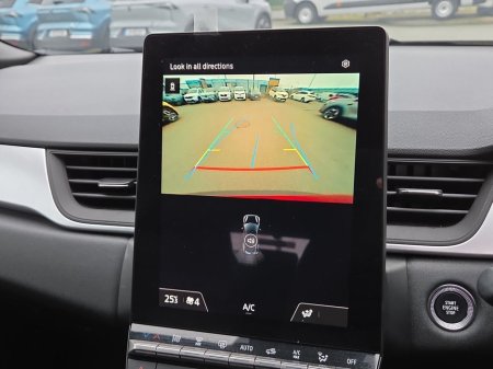 2025 Renault Captur TCe 90 Evolution €28,950 thumbnail