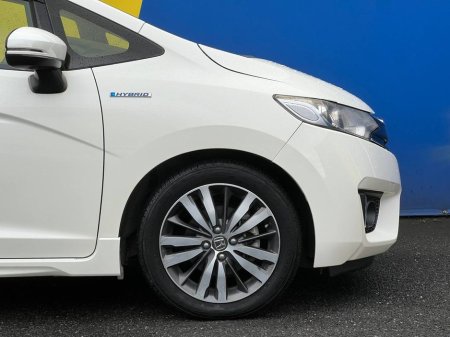 2016 Honda Fit - thumbnail 9