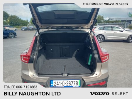 2024 Volvo XC40 - thumbnail 14