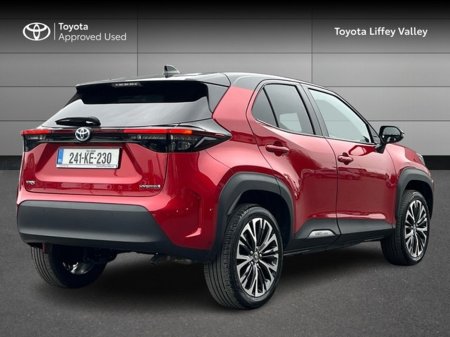 2024 Toyota Yaris Cross - thumbnail 2