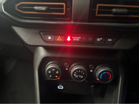 2023 Dacia Sandero - thumbnail 13