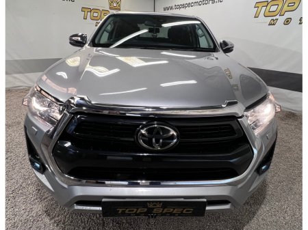 2024 Toyota Hilux Hilux Invicible 2.4tdi auto Double Cab €41,800 thumbnail