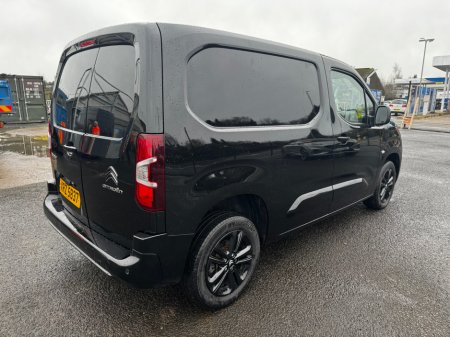 2024 Citroen Berlingo - thumbnail 1