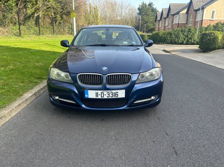 2011 BMW 3 Series - thumbnail 10