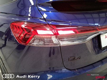 2024 Audi Q4 e-tron 45 E-TRON S-LINE SPORTBACK BLACK EDITION €48,900 thumbnail