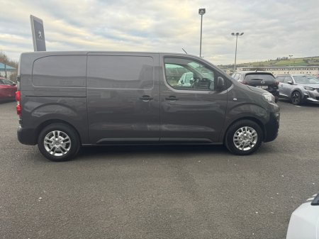 2022 Peugeot Expert  €20,000