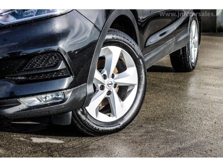 2019 Nissan Qashqai 1.5 DSL SV €13,995 thumbnail