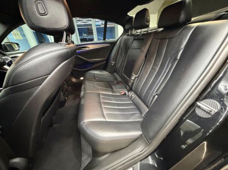 2019 BMW 5 Series - thumbnail 32