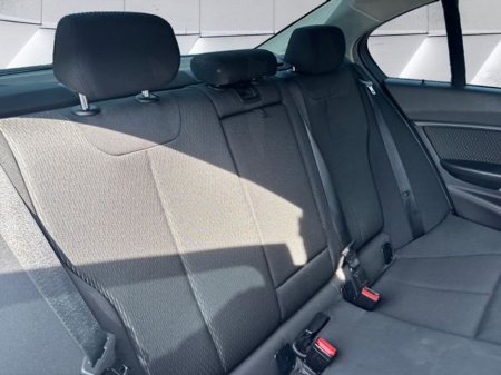 2016 BMW 3 Series - thumbnail 11