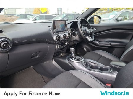 2023 Nissan Juke HYBRID 1.6 SV PREMIUM €27,995 thumbnail