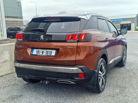 2019 Peugeot 3008 - thumbnail 3