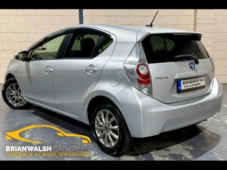 2014 Toyota Aqua Automatic hybrid €8,750