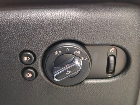 2017 MINI Cooper D - thumbnail 35