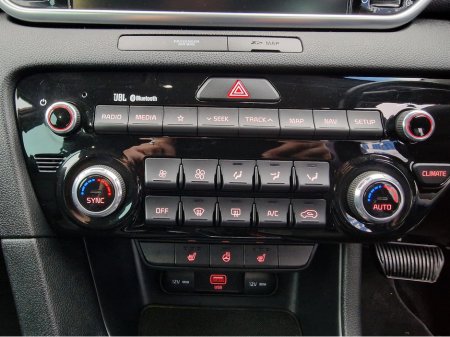 2019 Kia Sportage 4 TOP SPEC.-AUTOMATIC-LOW MILES-CAMERAS €20,450 thumbnail