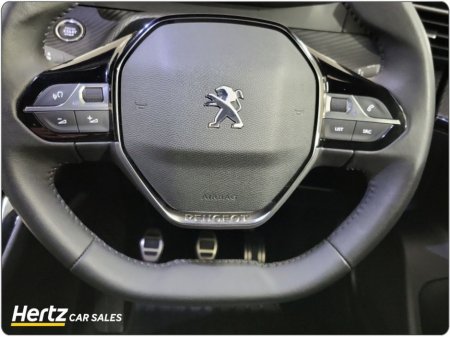 2023 Peugeot 2008 - thumbnail 17