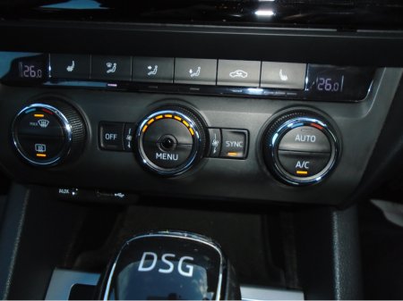 2016 Skoda Octavia 1.4 TSI SE L 150PS 5DR AUTO €11,999 thumbnail