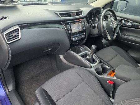 2017 Nissan Qashqai 1.5 DSL XE €10,950 thumbnail