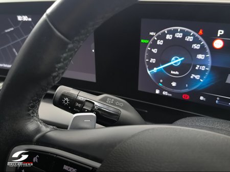 2025 Kia Sportage (251) PHEV MY25 1.6 PETROL HYBRID €40,995 thumbnail