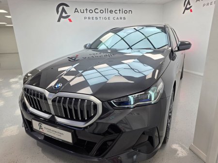 2025 BMW 5 Series - thumbnail 2