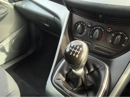 2013 Ford Grand C-Max - thumbnail 17