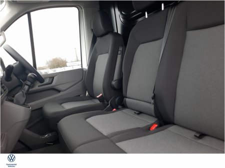 2025 Volkswagen Crafter - view 4