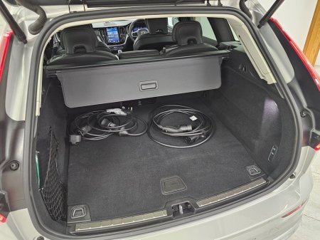 2025 Volvo XC60 - thumbnail 22