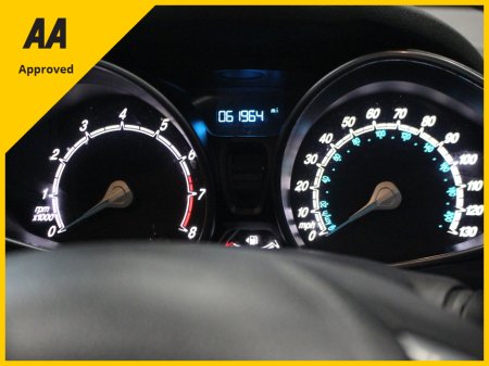 2016 Ford Fiesta - thumbnail 15