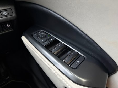 2025 Lexus LBX PREMIUM SPECIFICATION//BEIGE LEATHER//IMMACULATE//HYBRID//SIMI AND AA DEALER €39,950 thumbnail