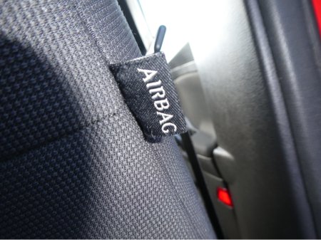 2012 Ford Focus - thumbnail 22