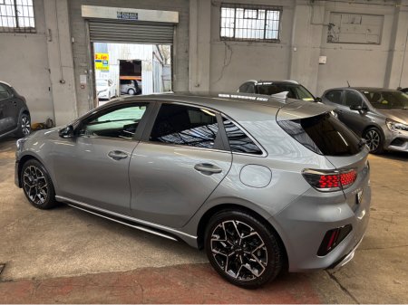 2022 Kia Ceed PE 1.0 GT LINE 5DR €22,499 thumbnail