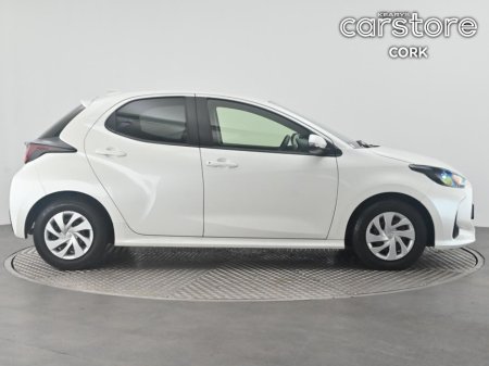 2022 Toyota Yaris 1.0 Auto €17,880