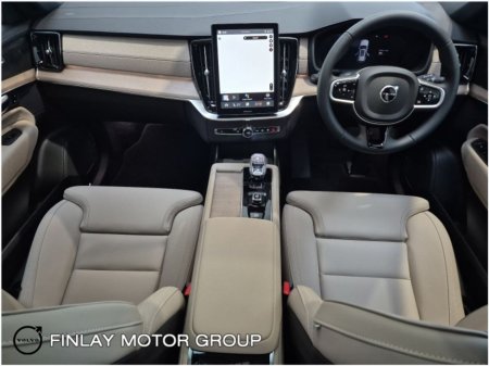 2026 Volvo XC90 - thumbnail 2