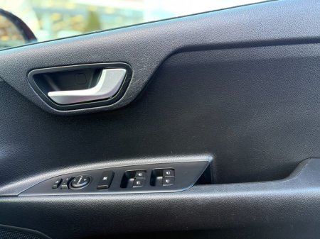 2021 Kia Rio - thumbnail 9