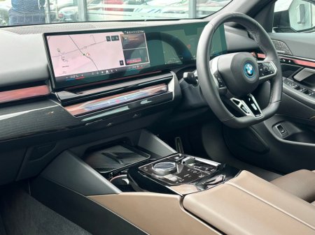 2025 BMW 5 Series 530e M Sport Auto €67,990 thumbnail