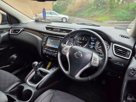 2015 Nissan Qashqai - thumbnail 21