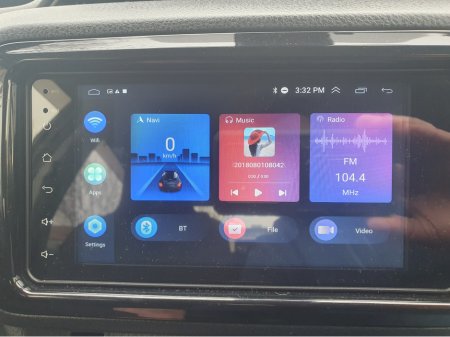 2018 Toyota Yaris - thumbnail 15