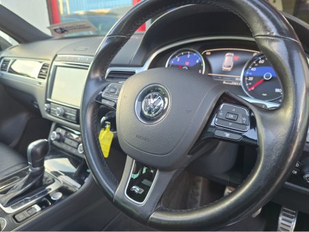 2017 Volkswagen Touareg V6 R-LINE-FULLY SERVICED WITH NEW TYRES €26,450 thumbnail