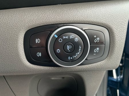 2020 Ford Transit Custom - thumbnail 16