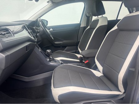 2019 Volkswagen T-Roc - thumbnail 22