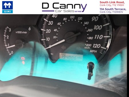 2013 Toyota Hilux - thumbnail 10