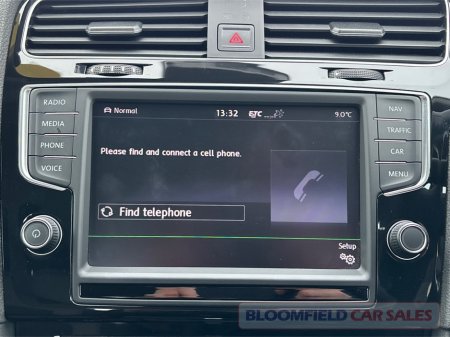 2013 Volkswagen Golf 1.4 AUTO , HIGHLINE // LOW MILEAGE €11,950 thumbnail