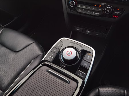 2021 Kia Niro 64KWH EV 4 PLUS **SUNROOF** - FINANCE AVAILABLE - CALL US TODAY ON 01 492 6566 OR 087-092 5525 €17,450 thumbnail