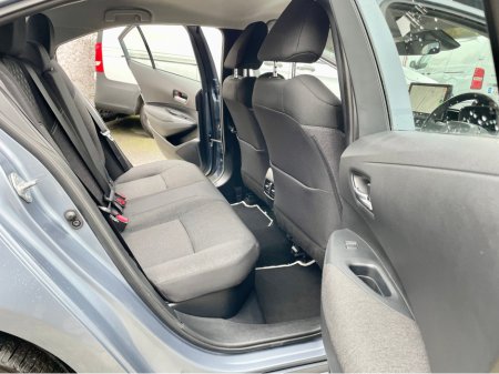 2024 Toyota Corolla LUNA SALOON 4DR AUTO 1.8 PETROL/ELECTRIC SELF CHARGING HYBRID €27,950 thumbnail