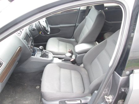 2015 Volkswagen Jetta - thumbnail 10