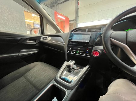 2022 Honda Shuttle €17950 2022 HONDA SHUTTLE HYBRID SENSING 1.5 AUTOMATIC / CRUISE CONTROL / REVERSE CAMERA AND MORE €17,950 thumbnail