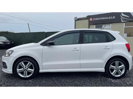 2014 Volkswagen Polo R LINE CL 1.6 TDI 90HP MANUAL 5SPEED 5DR €9,450 thumbnail