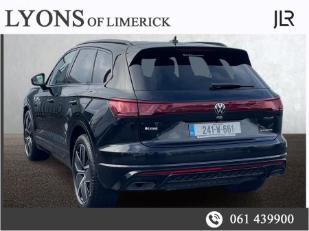 2024 Volkswagen Touareg 3.0 TSI PHEV 462HP R Line *SOLD* €78,950 thumbnail