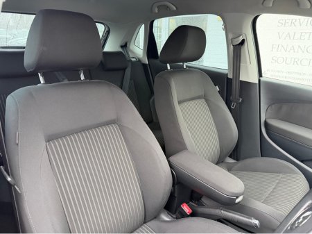 2013 Volkswagen Polo 1.2 PETROL AUTO *REVERSE CAMERA* €10,950 thumbnail