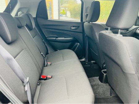 2020 Suzuki Swift BLUETOOTH // ALLOYS // PRIVACY GLASS €14,900 thumbnail